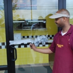 27-hungry-howies-ribbon-cutting